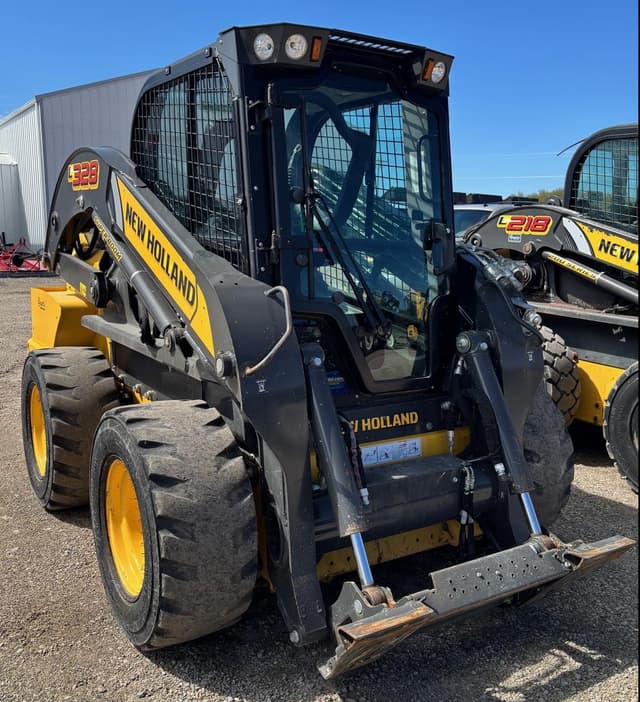 Image of New Holland L328 equipment image 3