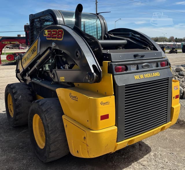 Image of New Holland L328 equipment image 2