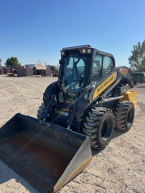 Image of New Holland L328 Primary image