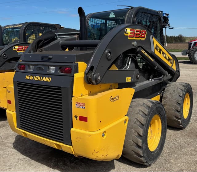 Image of New Holland L328 equipment image 4