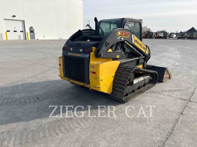 Image of New Holland C332 equipment image 2