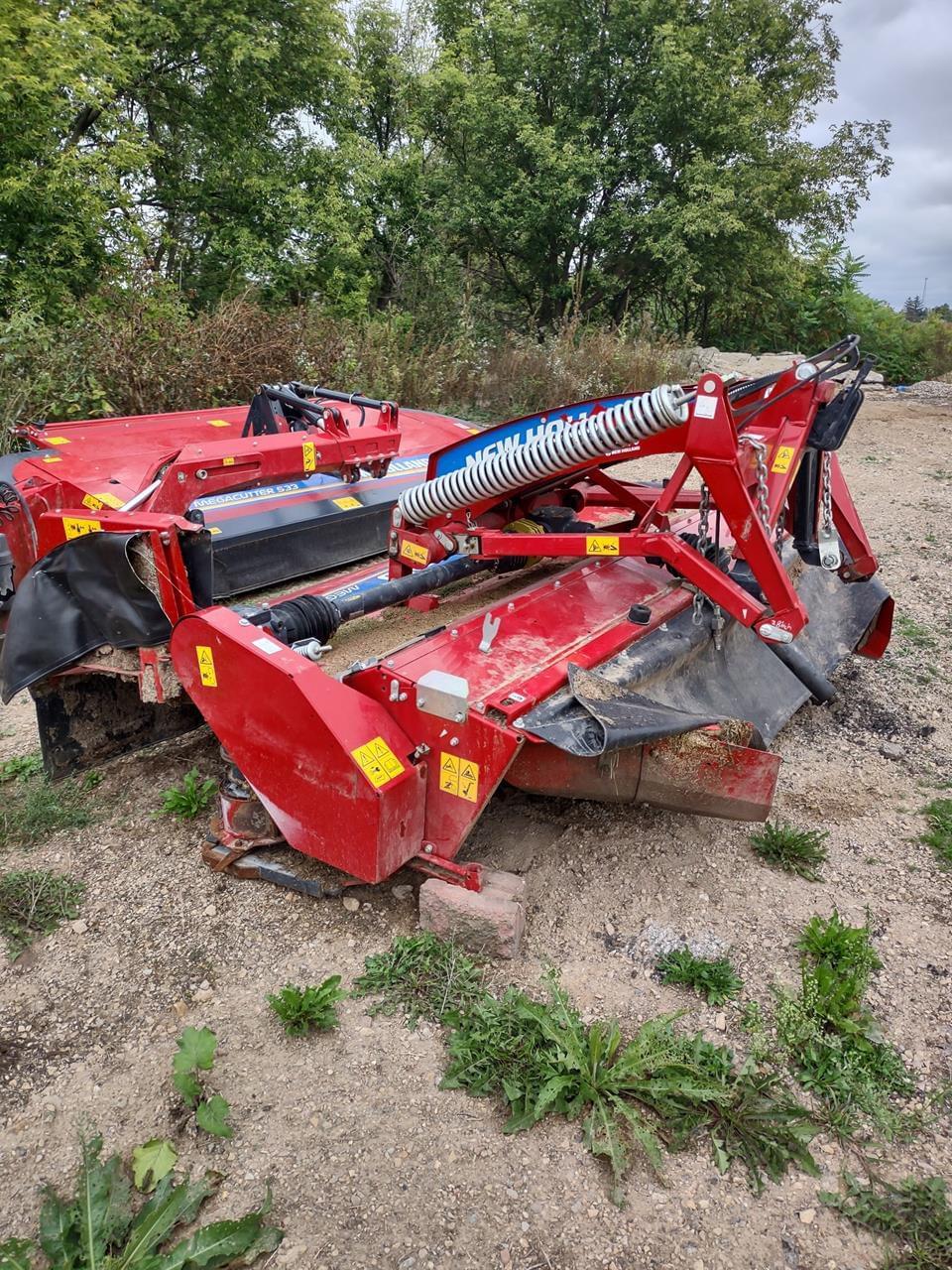 Image of New Holland Megacutter 533/Megacutter 512 Primary image