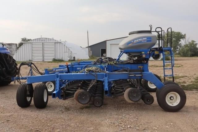 Image of New Holland P2085 equipment image 4