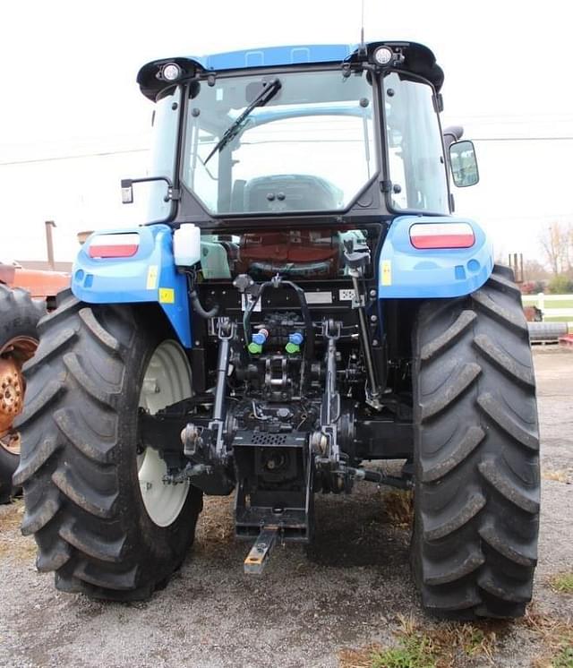 Image of New Holland PowerStar 120 equipment image 4