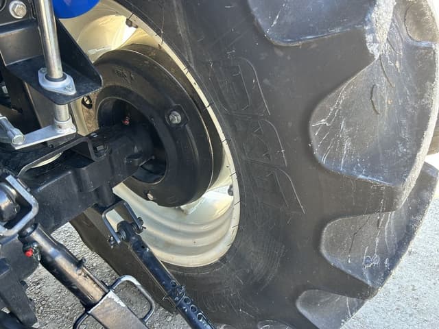 Image of New Holland PowerStar 75 equipment image 3