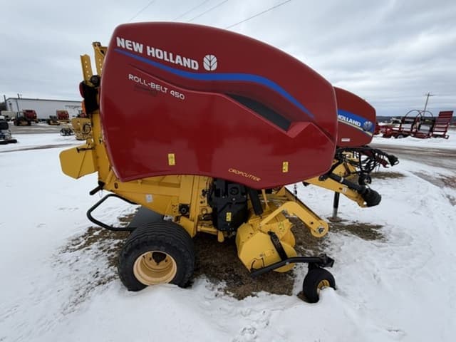 Image of New Holland RB450 CropCutter equipment image 3