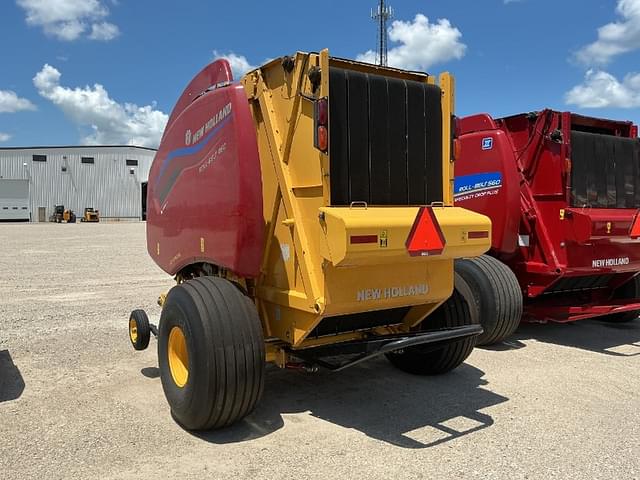 Image of New Holland RB460 equipment image 4
