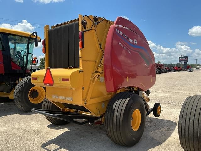 Image of New Holland RB460 equipment image 3