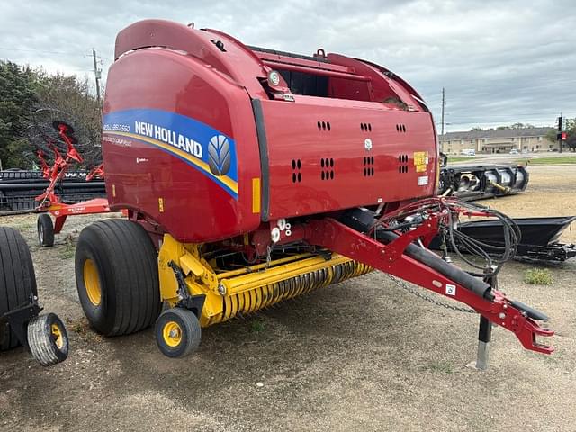 Image of New Holland RB560 equipment image 1