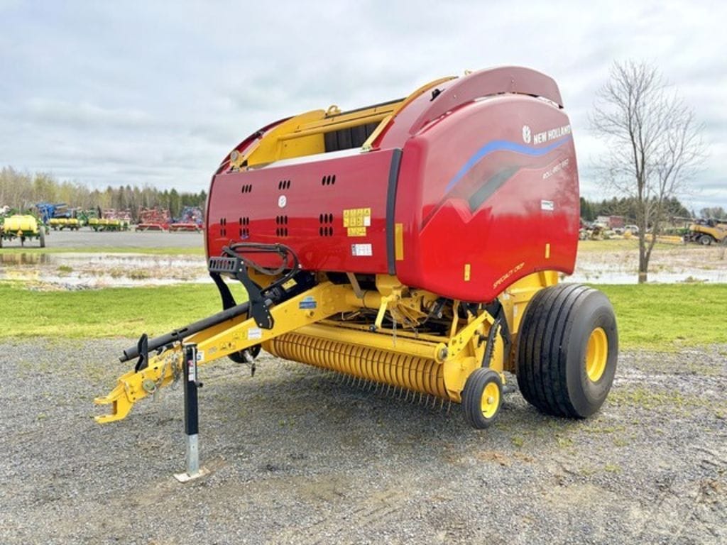 2022 New Holland RB560 Equipment Image0