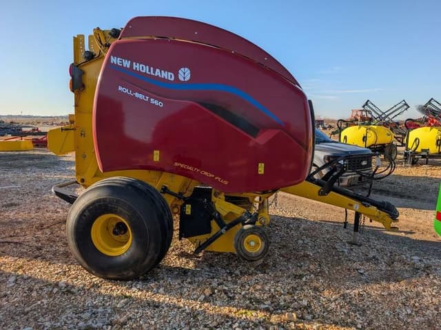 Image of New Holland RB560 equipment image 4