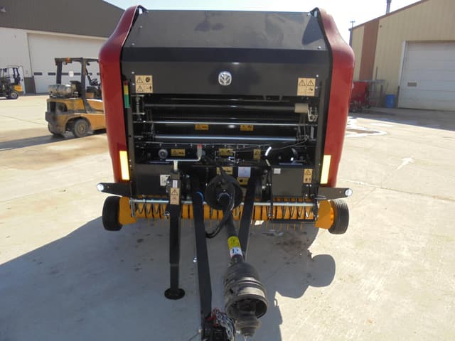 Image of New Holland RF450 Utility equipment image 1