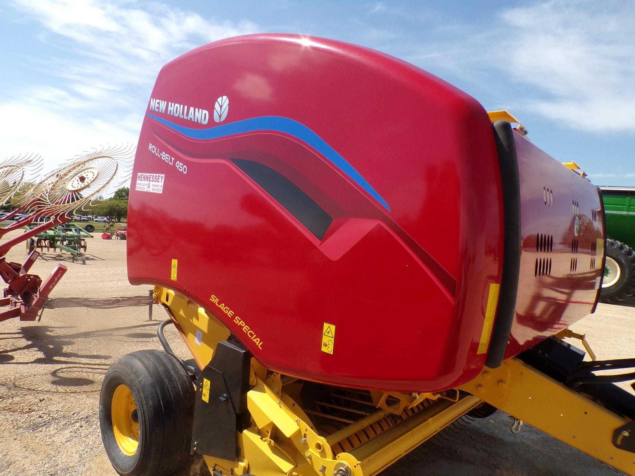 2022 New Holland RB450 Equipment Image0
