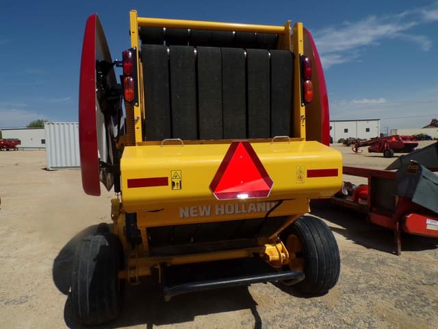 Image of New Holland RB450 equipment image 4