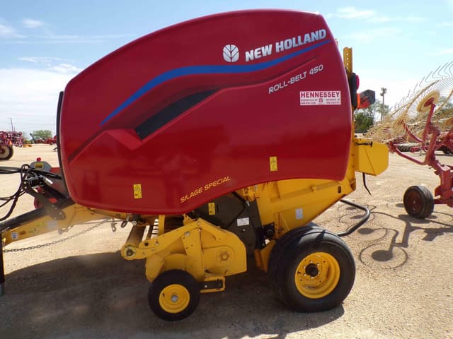 Image of New Holland RB450 equipment image 3