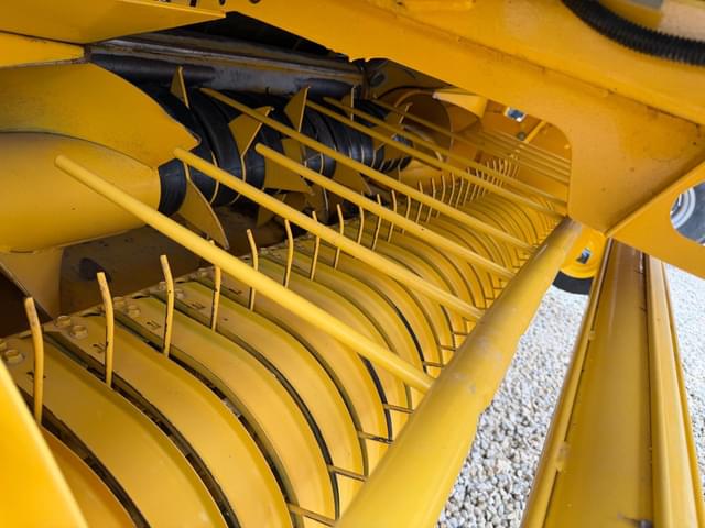 Image of New Holland RB450 equipment image 4