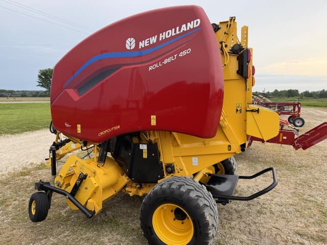 Image of New Holland RB450 equipment image 1