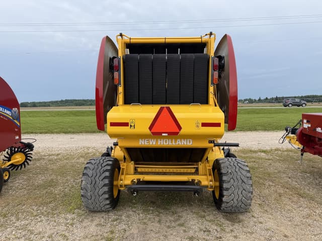 Image of New Holland RB450 equipment image 4