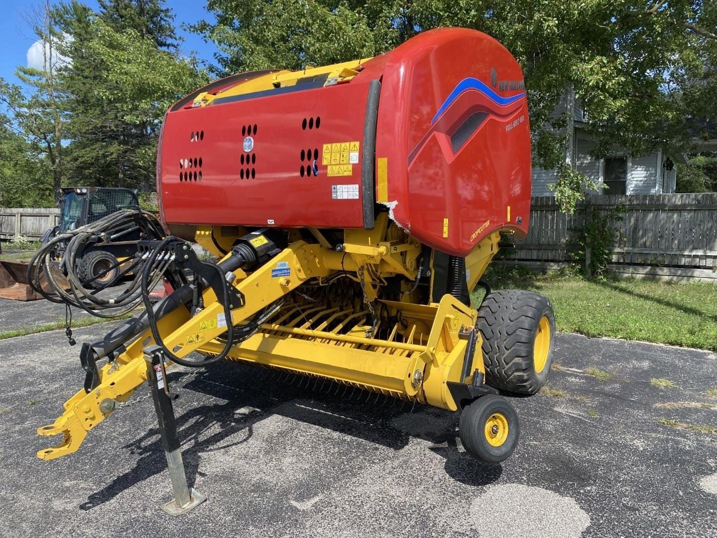 2022 New Holland RB450 Equipment Image0