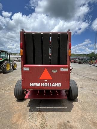 Image of New Holland RB450 equipment image 4