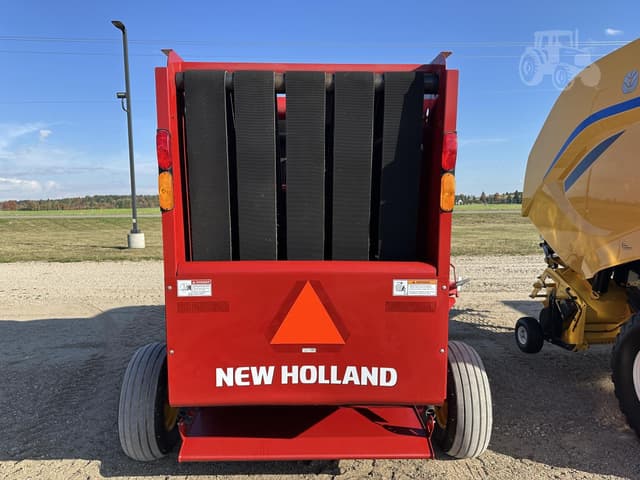 Image of New Holland RB450 Utility equipment image 3