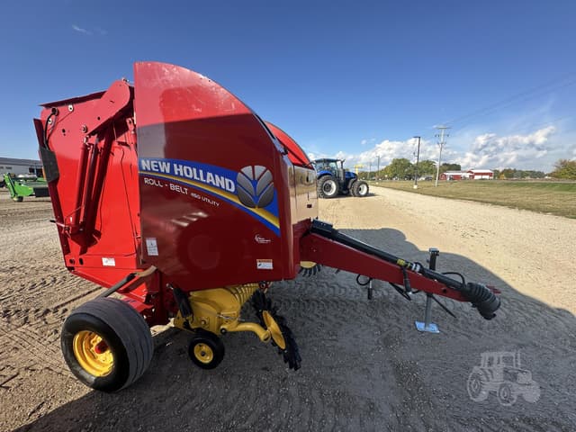 Image of New Holland RB450 Utility equipment image 1