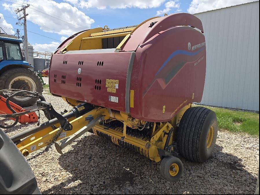 Image of New Holland RB560 Specialty Crop Plus Primary image