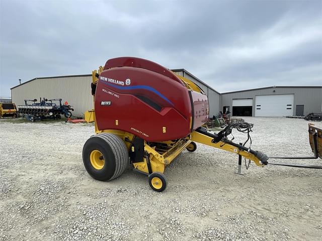 Image of New Holland RB560 Specialty Crop equipment image 2