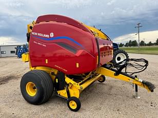 Main image New Holland RB560 Specialty Crop 4