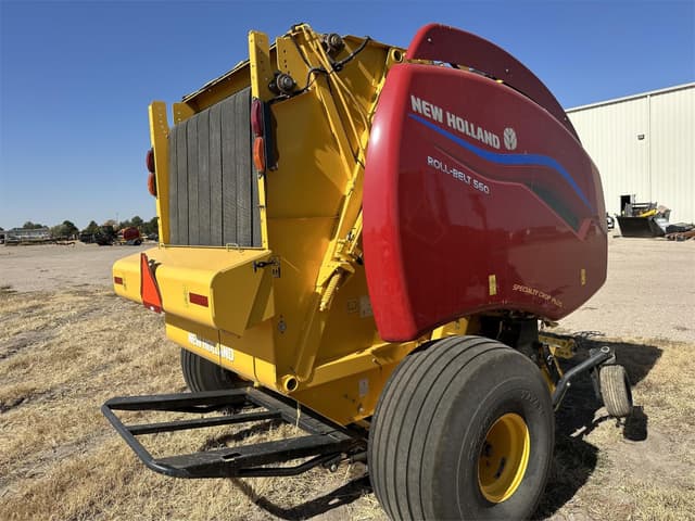 Image of New Holland RB560 equipment image 2