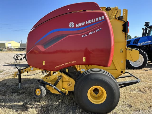 Image of New Holland RB560 equipment image 4