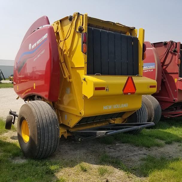 Image of New Holland RB560 Specialty Crop Plus equipment image 2