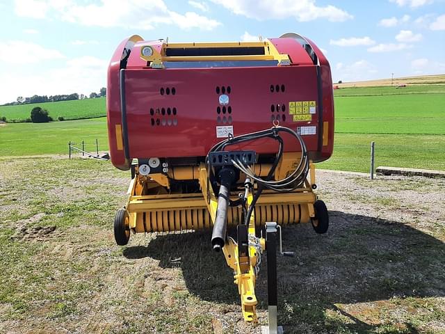 Image of New Holland RB450 equipment image 1