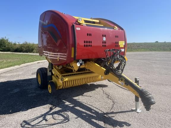 Image of New Holland RB450 Hay Special equipment image 4