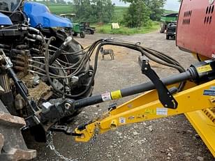 Main image New Holland RB450 CropCutter 8