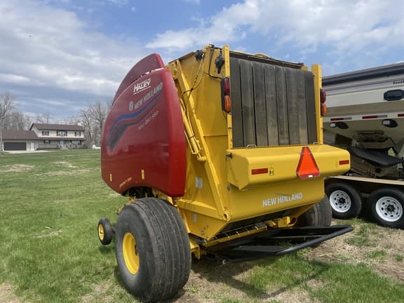 Image of New Holland RB560 Specialty Crop equipment image 1