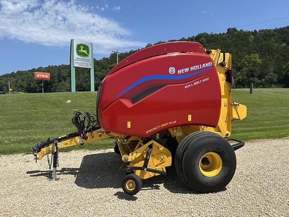 Image of New Holland RB560 Specialty Crop Plus equipment image 1