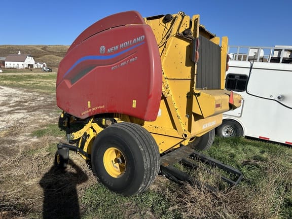 2022 New Holland RB560 Specialty Crop Plus Equipment Image0