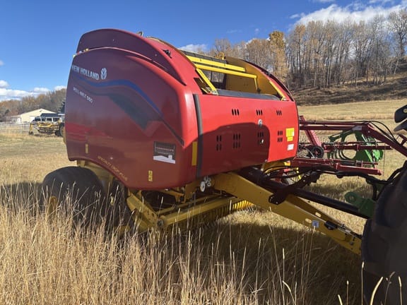 2022 New Holland RB560 Equipment Image0