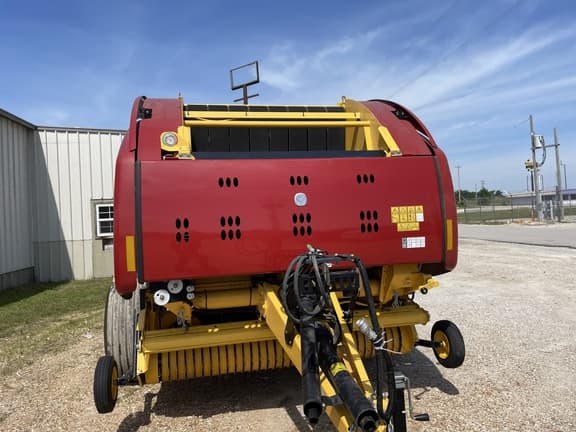 Image of New Holland RB560 equipment image 1