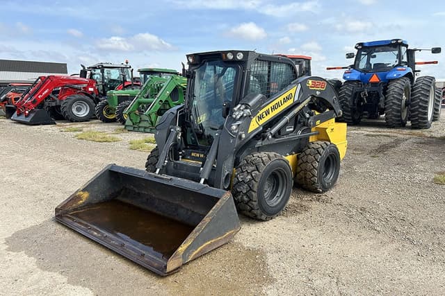 Image of New Holland L328 equipment image 1