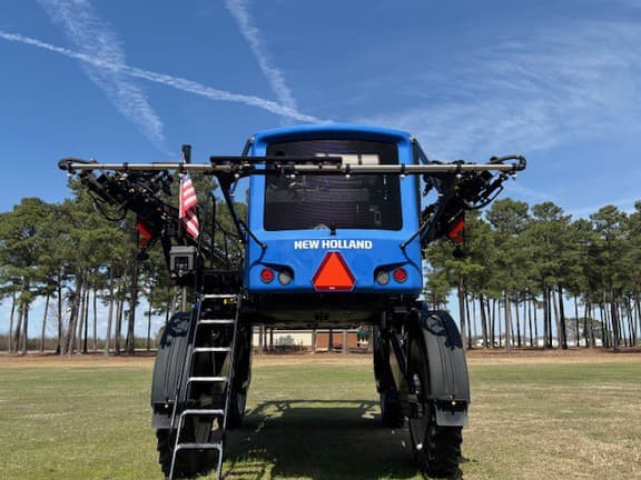 Image of New Holland SP310F equipment image 3