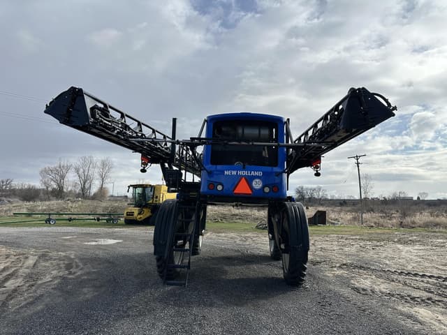 Image of New Holland SP310F equipment image 4