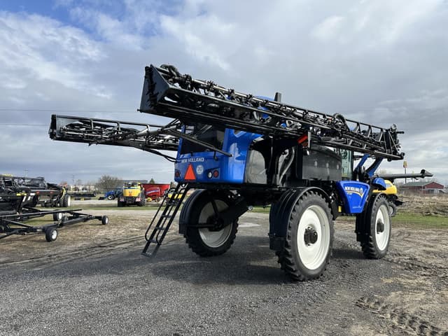 Image of New Holland SP310F equipment image 4