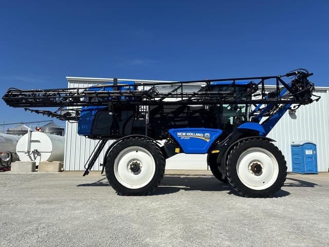 Image of New Holland SP310F equipment image 3