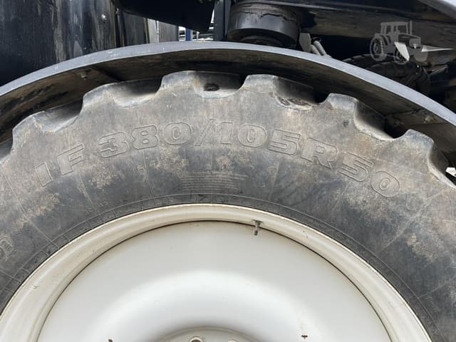 Image of New Holland SP410F equipment image 4