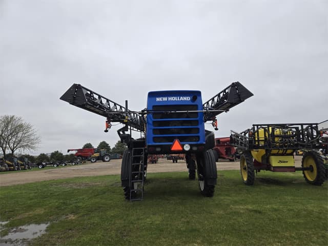 Image of New Holland SP410F equipment image 3