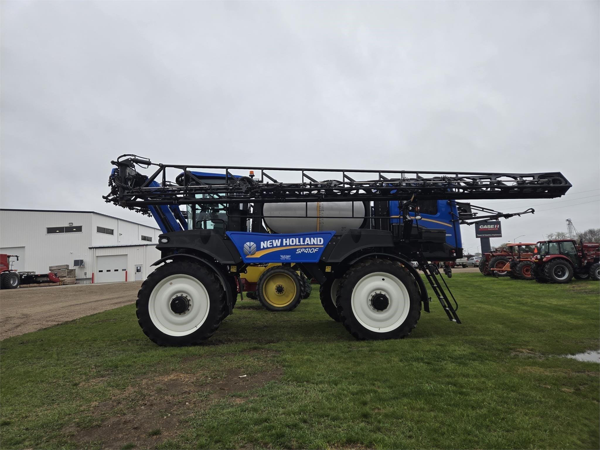 2022 New Holland SP410F Equipment Image0