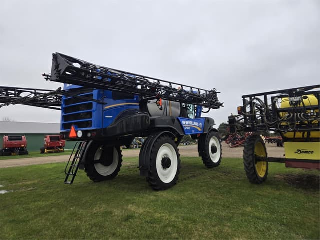 Image of New Holland SP410F equipment image 4