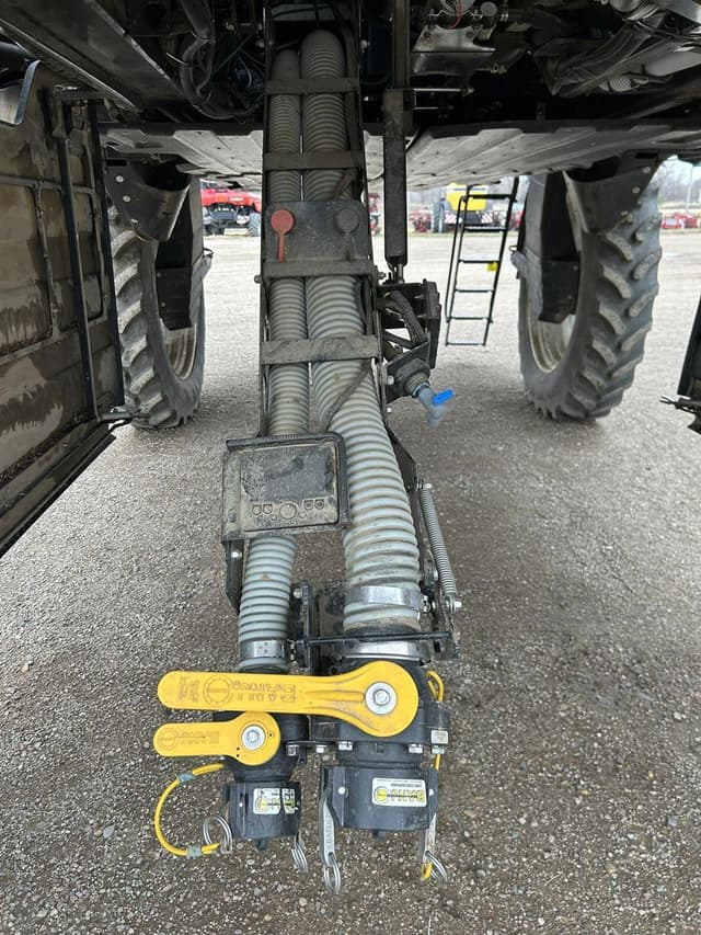 Image of New Holland SP.410F equipment image 2